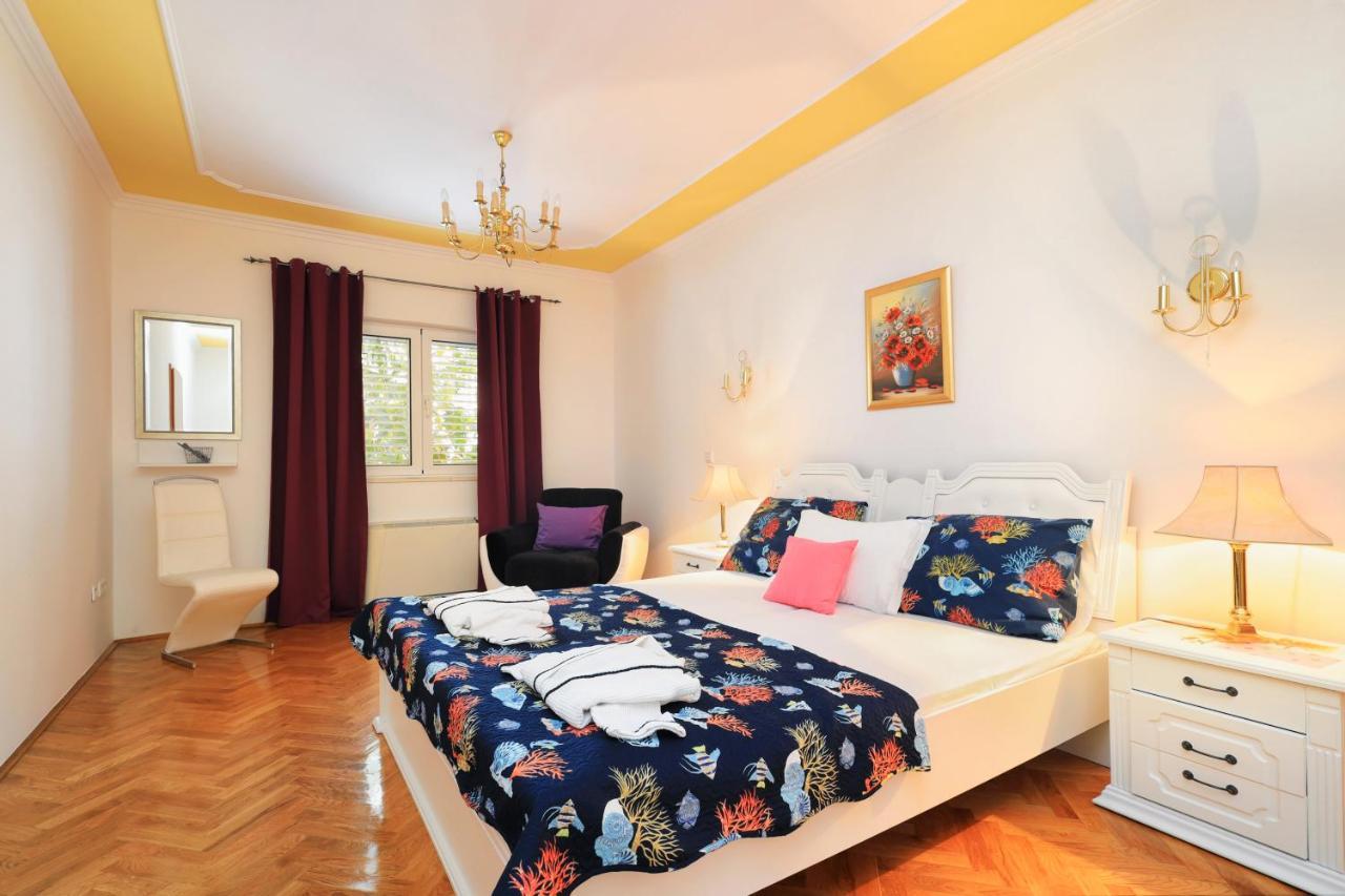 Family Friendly Seaside Apartments Brodarica, Sibenik - 15270 Luaran gambar