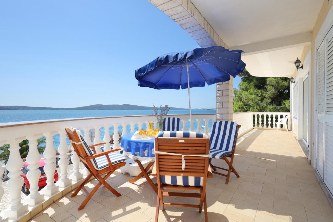 Family Friendly Seaside Apartments Brodarica, Sibenik - 15270 Luaran gambar