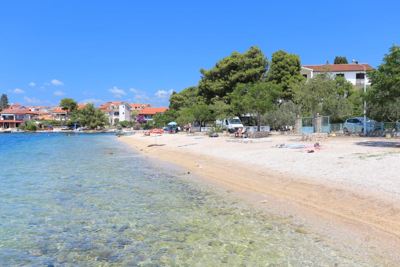Family Friendly Seaside Apartments Brodarica, Sibenik - 15270 Luaran gambar